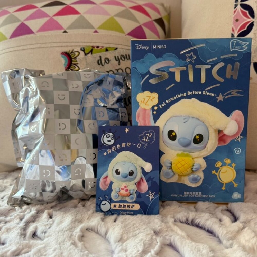 Miniso x Disney Stitch "Eat Something Before Sleep" Vinyl Plush - Crispy Pizza